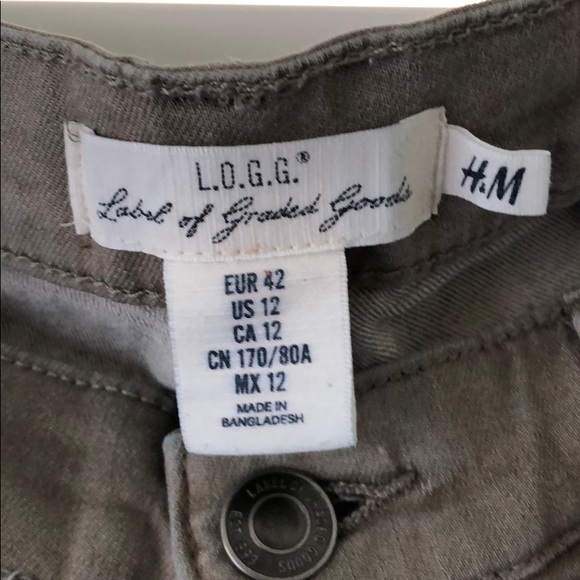 Pants - Picture 2 of 3